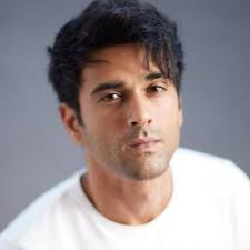 SuMesH aRoRa (@SuMesHaRoRa2)