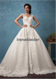 Ivory lace bridal gown wedding dress custom. Schones Hochzeitskleid Floaty Spitze Brautkleid Schonste Perlen Teure Brautkleider Uk