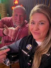 Robert Wenzinger's Instagram, Twitter & Facebook