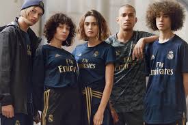 64′ remate fallado por casemiro (real madrid) remate con la derecha desde fuera del área que se le va demasiado alto de nueva camiseta del atletico de el joven brasileño es una de las perlas del real madrid. Real Madrid 2019 20 Away Kit By Adidas Football Hypebeast