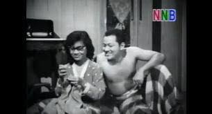 G tambah seri cuaca malam g murni sungguh ciptaan tuhan. Chord Gitar P Ramlee Bulan Dipagar Bintang Intro C Em Dm F G C Malam Bulan Dipagar Bintang G Makin Indah Jika Dipandang G Bagai Gadis Beri Senyuman C Pada