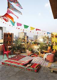 Toit Terrasse Tout Savoir Sur L Amenagement D Un Rooftop Decoration Terrasse Deco Terrasse Partie Sur Le Toit