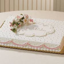 En estas fotos de pasteles de bautizo, se pueden ver algunos de los diferentes diseños que se pueden lograr, algunos requieren de otros adornos para complementar el simbolismo del evento, en especial los pasteles sencillos, los complementos pueden ser flores o algún ideograma que evoque a. Pin En Tortas