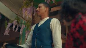 Camila was born on march 3, 1997 in havana, cuba. The Suit Jacket Buttoned Blue Worn By A Waiter In The Clip Liar Of Camila Cabello Spotern