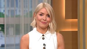 Holly Willoughby To Present ITV's 'Dancing On Ice' After Kidnap Plot