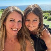 Lori Watterson's Instagram, Twitter & Facebook