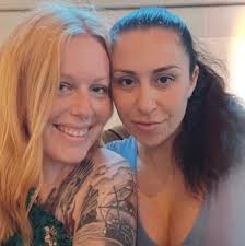 Sydney Elkins and Leo Martirano's Wedding Website