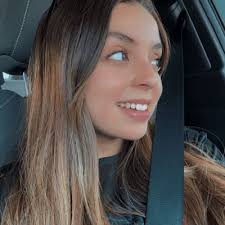 𝙸𝚛𝚒𝚜 𝚁𝚎𝚋𝚘𝚕𝚕𝚎𝚍𝚘 (@thenamesiris)