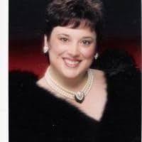 Traci Waters's Instagram, Twitter & Facebook