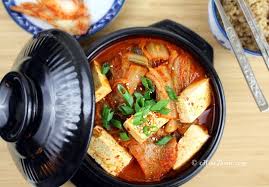 Easy Peasy Kimchi Jjigae Kimchi Stew Chow Divine Recipes Food Cooking