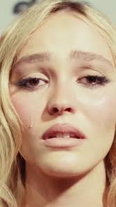 Jocelyn Episode 5 Sparkly Dress