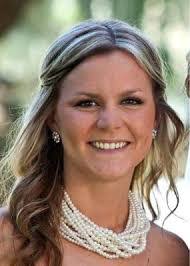 Meredith Lawler's Instagram, Twitter & Facebook