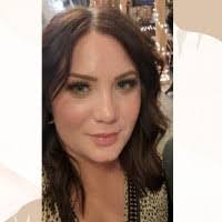 Clarissa Schroeder's Instagram, Twitter & Facebook