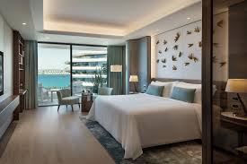 Het hotel biedt een kluis, een tv en kamerhoge ramen in elke kamer aan. Reges A Luxury Collection Resort Spa Cesme Cesme Price Address Reviews