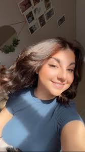 Got this cool Taylor Swift tattoo today in an old school pin up style 🖤