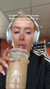 giving Pamela Anderson a run for her money 🤘✌🏼🥰 #pamelaanderson #thong  #graduation #university #unemployment #unilife #student