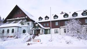 Prima hotel eisenacher haus features a restaurant, bar, a shared lounge and garden in erbenhausen. Berghotel Eisenacher Haus Erbenhausen Gunstig Buchen