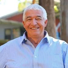 Allan Pease: Body Language and Communication Expert Speaker