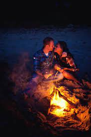 Beach Bonfire Photo Shoot North Shore Oahu Photographer Memories Aquatic I Want To Do This Photo Winter Pictures Oahu Photographers