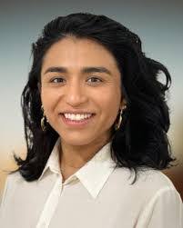 Angela Hunsicker's Instagram, Twitter & Facebook