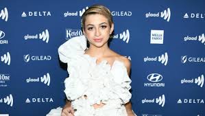 Josie totah has been cast in the lead role for the reboot of the hit sitcom, according to the hollywood reporter. Trans Teen Josie Totah To Star In Saved By The Bell Reboot Iheartradio