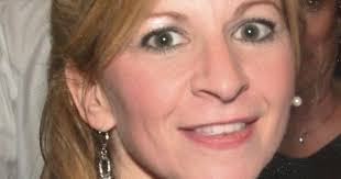 Linda Lennon's Instagram, Twitter & Facebook