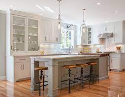 Mixing classic with current, the modern farmhouse's elements still hold onto the comfortable and warm charm of its conventional counterpart but also invites new, minimalist features into its form. Modern Farmhouse Kitchen Design Home Bunch Interior Design Ideas