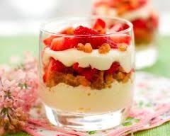 Coupe Aux Fraises Mascarpone Recette Recette Recettes De Cuisine Recette Speculoos