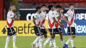 River plate le gano a independiente en un partidazo de ida y vuelta , fue 0 a 0 en avellaneda y 3 a 1 aqui en ell momumental , river una vez mas mostro. 1cbgojovkzckzm