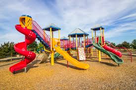 Senator says he dated two women in his 20s and makes reference to a college girlfriend. Giordano On Shutting Down Playgrounds It S The Wrong Thing