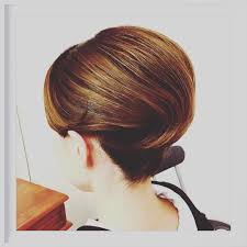 ショートヘアでもできる 華やか夜会巻きの作り方をご紹介 arine アリネ 和装 髪型 アップヘア 簡単ヘア