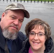 What suggestions are there to improve the thump of a car audio setup with  10" p3's d4 and a R2 750x1?