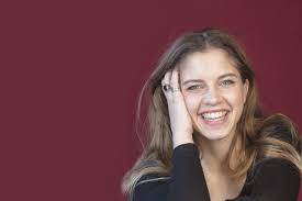 People who liked bab buelens's feet, also liked Familie Actrice Ik Leef Al Maanden Uit Mijn Koffer Gazet Van Antwerpen Mobile