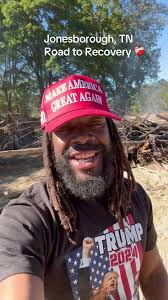 Clean up process activated. 🙏🏽💪🏽👍🏽🇺🇸 #jonesboroughtennessee  #roadtorecovery #community #together #healing #love #prayer #wethepeople  #usa_tiktok