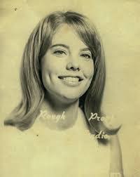 Kate Eberhardt's Instagram, Twitter & Facebook