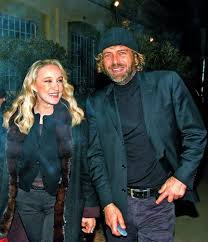 Eleonora anna giorgi, milano (milan, italy). Eleonora Giorgi And Massimo Ciavarro Dating Gossip News Photos