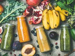 Combine 1 cup of fresh baby spinach leaves, 1/3 cup of nonfat greek yogurt, 1 1/2 cups of chopped fresh honeydew melon, and a packet what are your favorite low calorie smoothie recipes? 23 Low Calorie Smoothies These Recipes Will Supercharge Your Morning