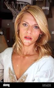 Kelly Riker's Instagram, Twitter & Facebook