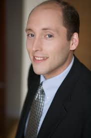 Does David still play the piano in st. Mary's loby?