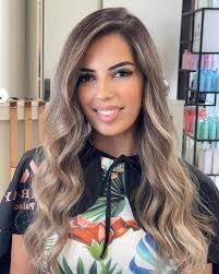 beige blonde 🧿 . #yasarayy . . . #beigeblonde #balayage #microextensions  #blondhair #sarısaçlar #röfle #model