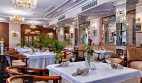 Care sunt hotelurile ce au restaurant propriu din sibiu? Oferta Revelion 2021 Hotel Hilton Sibiu 5 Romania Sibiu