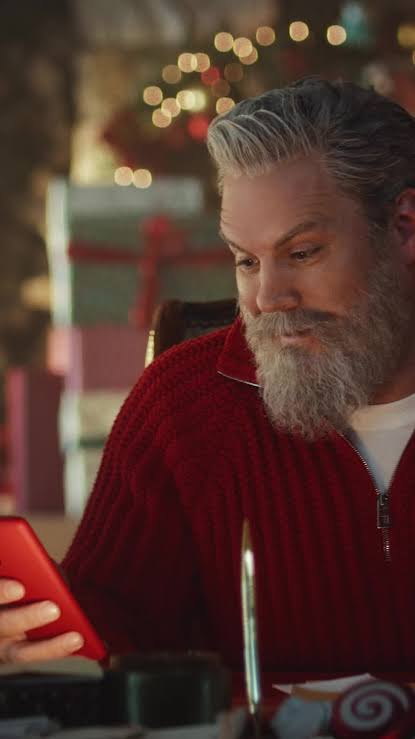 Target Santa Reads Your Holiday Wishes