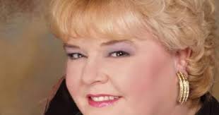 Carman joins Gatesville Country Music Hall of Fame