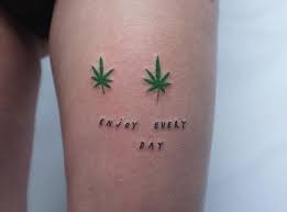 Such as by iran, the celtic druids, sufi, muslim. Collarbone Tattoos You Can Opt For Page 14 Of 60 Tracesofmybody Com Collar Bone Tattoo Tattoos For Guys Word Tattoos