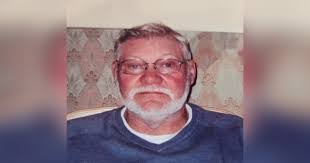 Harry Dickey's Instagram, Twitter & Facebook