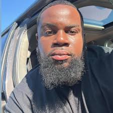 Amber Rose Explains Why She Thinks Younger Men Like Older Women : “A Woman  My Age Can Make A Man C*m In A Minute”