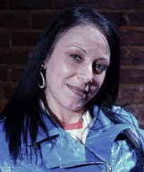 Iris Medina's Instagram, Twitter & Facebook