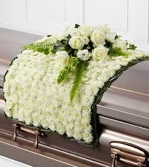 The Ftd Blanket Of Flowers Is A Beautiful Adornment For The Top Of Their Casket At The F Funeral Flower Arrangements Casket Flowers Funeral Floral Arrangements