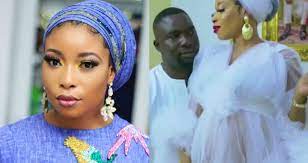 15:30 tvc 177 331 просмотр. Nollywood Actress Lizzy Anjorin Gives Birth In Us P M News