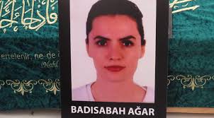 Soyleyecegime gelmeden, sunu belirtmek isterim ki, merhumun hatirasina saygisizlik gibi bir amacim asla yok bu vesile ile. Mehmet Agar In Gelini Son Yolculuguna Ugurlandi Son Dakika Haberleri